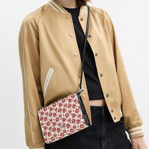 New🌺Coach Slim Crossbody Bag With Floral Print